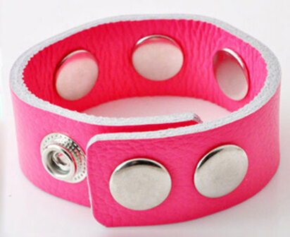 DoubleBeads EasyButton leren armband met metaal &plusmn; 22,5x2,5cm (roze)